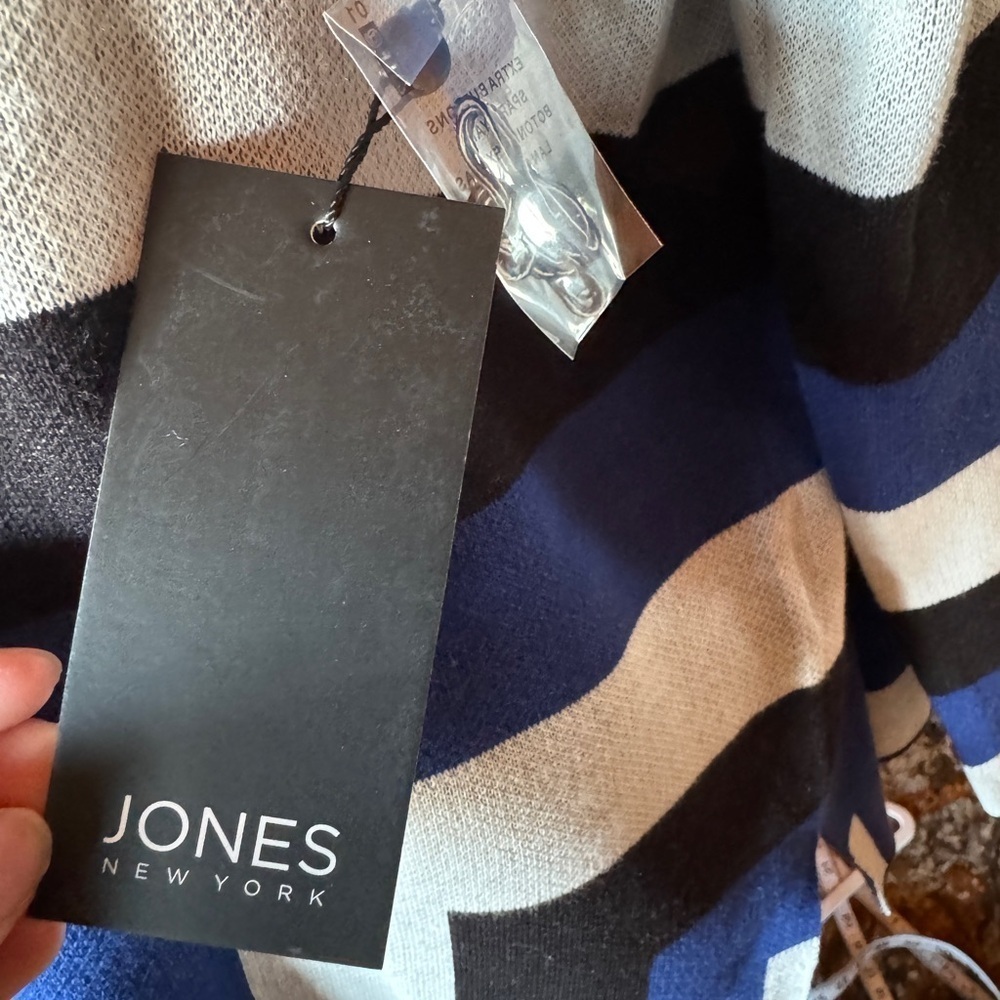 Jones New York sweater - Picture 3 of 4